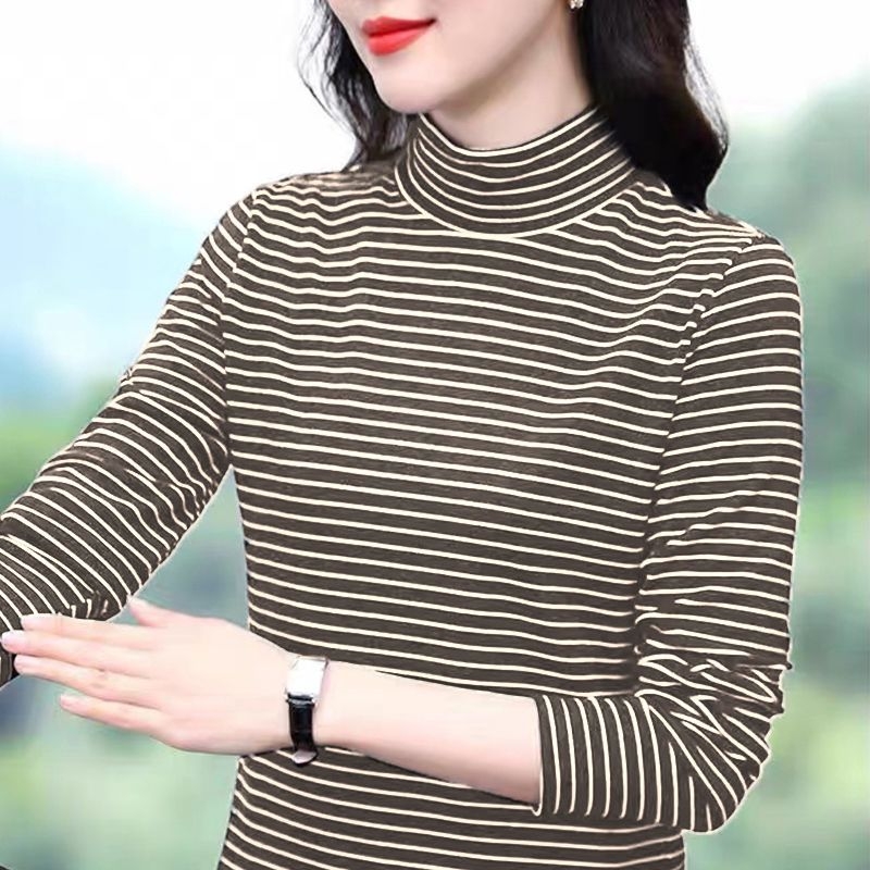 Tricou cu țesătură plată, viscoză, croială oversize, guler V, mâneci prințesă