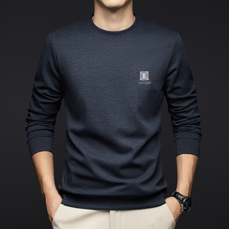 Tricou bărbați cu mânecă lungă, guler rotund; compoziție: 96,8% poliester, 3,2% spandex; greutate 180–250 g; model solid; sezon primăvară-toamnă