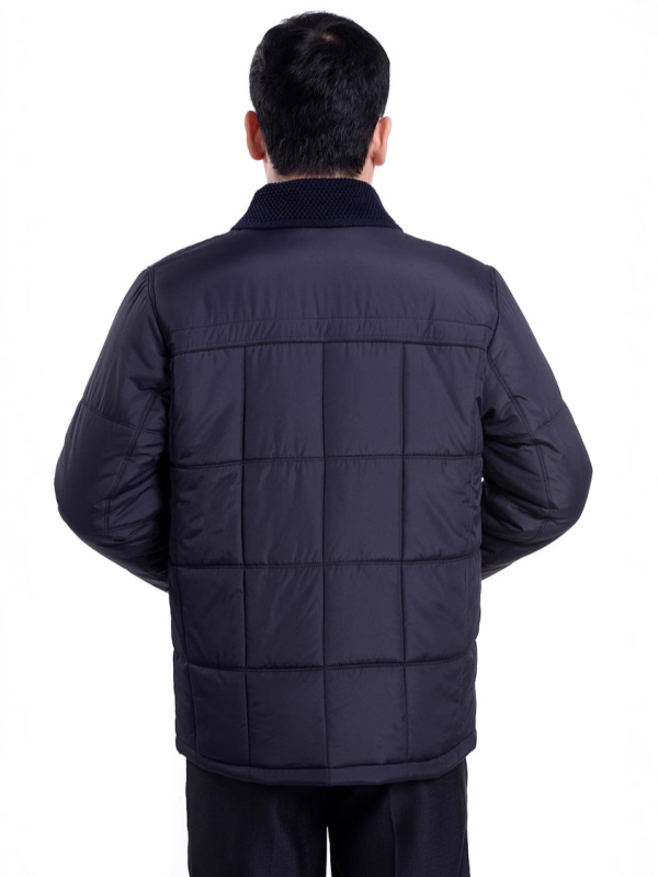 Pánska bavlnená výplňová bunda v štýle kardigánu, voľný strih, jednoradové zapínanie, bez kapucne, výplň z polyesteru, odnímateľný golier, látka z acetátových vlákien 90%, podšívka acetát 90%, bočné vrecká, rovný lem, zimné, dĺžka 50–65 cm