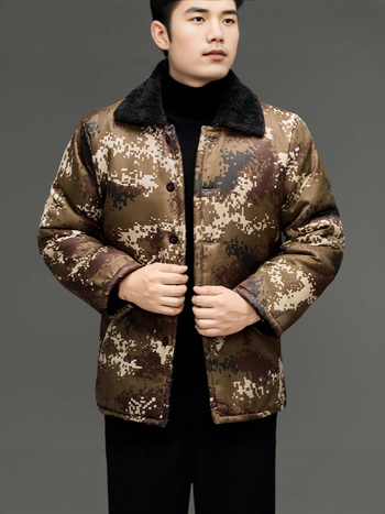 Férfi pamut töltött kabát kamuflázs mintával, cipzárral, vastag téli viselet
