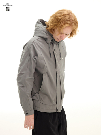 Jachetă căptușită din bumbac, cu glugă, croială lejeră, fermoar, umplutură poliester (polyester filler)