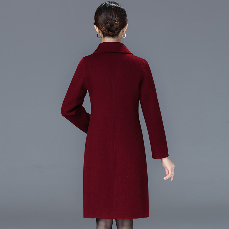 Női kétoldalas gyapjú kabát, hosszú, reveres gallér, egysoros gombolás, 95% feletti gyapjú tartalom