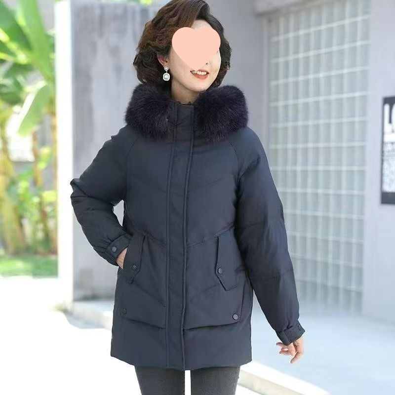 Geacă de puf pentru femei J5C – lungime medie, groasă, guler înalt, conținut puf 50%, umplere: puf alb de rață