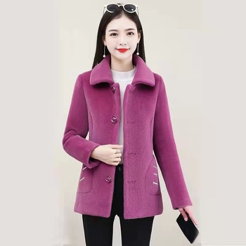 Зимно палто от имитационна агнешка вълна, двойно лицево велурено и подплатено, смачкана текстура, полиестерни смеси 50-70% и 30-50%