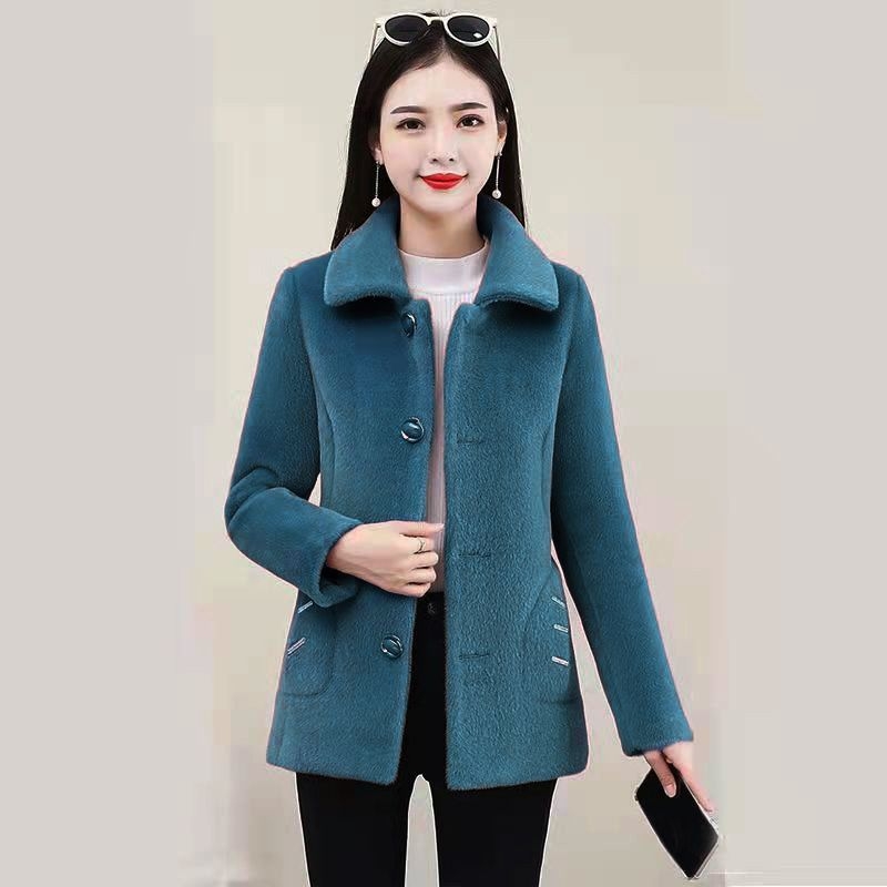 Зимно палто от имитационна агнешка вълна, двойно лицево велурено и подплатено, смачкана текстура, полиестерни смеси 50-70% и 30-50%