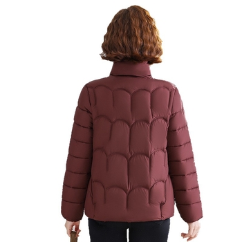 Moteriška medvilninė pūkuota striukė, poliesterio audinys, elegantiškas kasdienis stilius, spausdintas dizainas, trumpas kirpimas