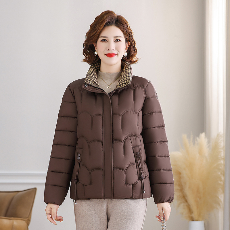 Moteriška medvilninė pūkuota striukė, poliesterio audinys, elegantiškas kasdienis stilius, spausdintas dizainas, trumpas kirpimas