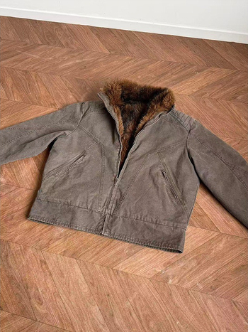 Bavlnená bunda s polyesterovou podšívkou, stojací golier, zips, voľný strih, hrubá na zimu