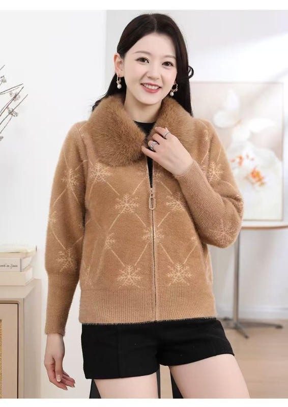 Megztas miesto paltas su dirbtinės minkso kailio apykakle, užtrauktuku, gėlių raštu, poliesterio audinys