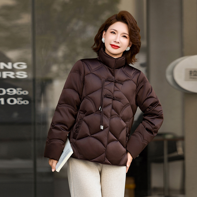 Geacă de iarnă pentru femei, stil chinezesc, cu glugă, grosime medie, umplutură din puf de rață alb, conținut puf 96%+, material microfibră