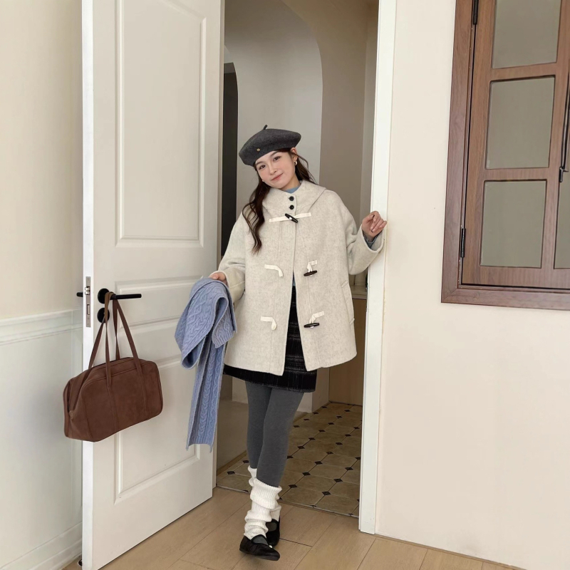 Ženski vuneni kaput s kapuljom, tri gumba, srednja duljina (65–80 cm), korejski stil, 95% vuna
