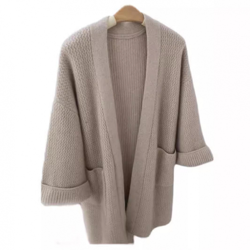 Vuneni kardigan s V-izrezom, dugog kroja, opuštena silueta, gradski stil