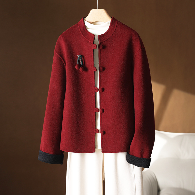 Ženski kratki vuneni kaput s kašmirom, okrugli ovratnik, zatvaranje u jednom redu gumba, elegantan gradski stil za svakodnevne potrebe, duljina 40–50 cm