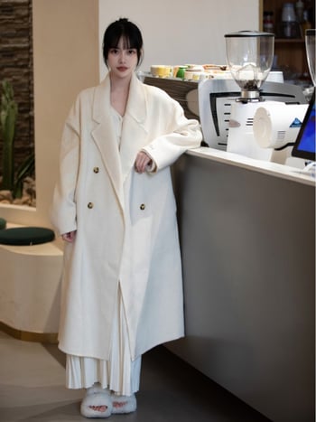 Dámsky vlnený kabát - voľný strih, predĺžená dĺžka, sakó golier, jednofarebný vzor, obsah vlna 95%+