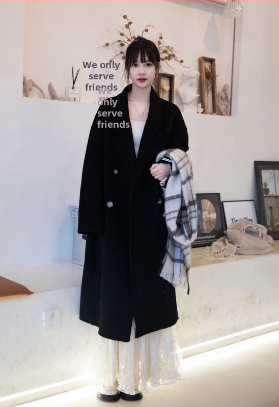 Dámsky vlnený kabát - voľný strih, predĺžená dĺžka, sakó golier, jednofarebný vzor, obsah vlna 95%+