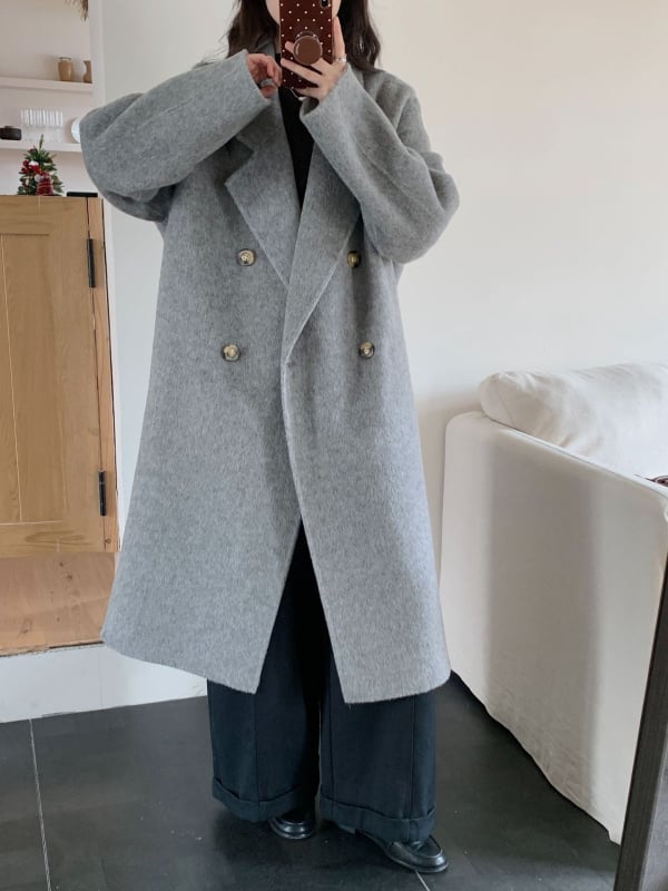 Dámsky vlnený kabát - voľný strih, predĺžená dĺžka, sakó golier, jednofarebný vzor, obsah vlna 95%+