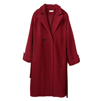 Женско палто от вискоза, монохромен модел, съдържа 70–80% вискоза, дълги ръкави, костюмна яка, уличен хипстър стил.