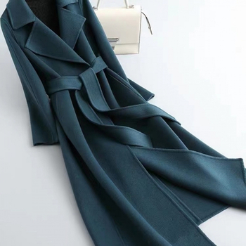 Ženski vuneni kaput u Hepburn stilu – Slim kroj, V-dekolte, dugi rukavi, mješavina pamuka i vune, elegantan gradski stil