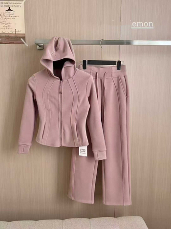 Női kabát - Slim fit, két darabos készlet, fleece béléses, vastag, reveres gallér és zsinórzáras zárás, téli 2025