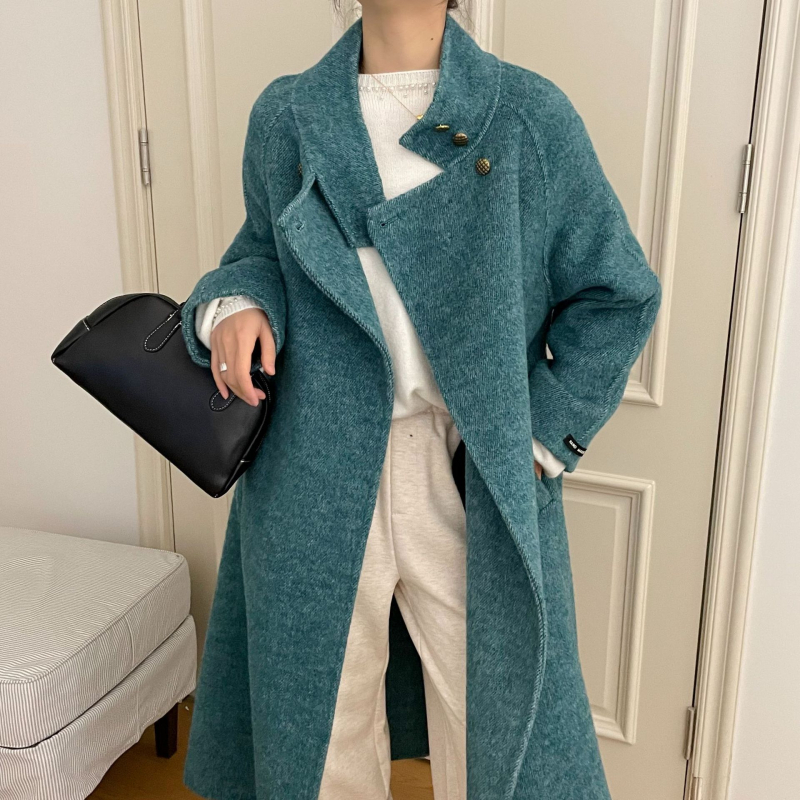 Palton damă din lână reversibil, guler înalt, stil pelerină, lungime lungă, închidere prin șnur, lână 90–95%