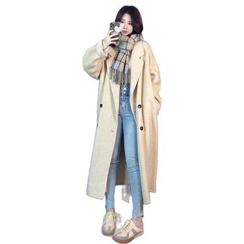 Palton damă din lână, uni, lungime medie, croială lejeră, mâneci lungi, rever