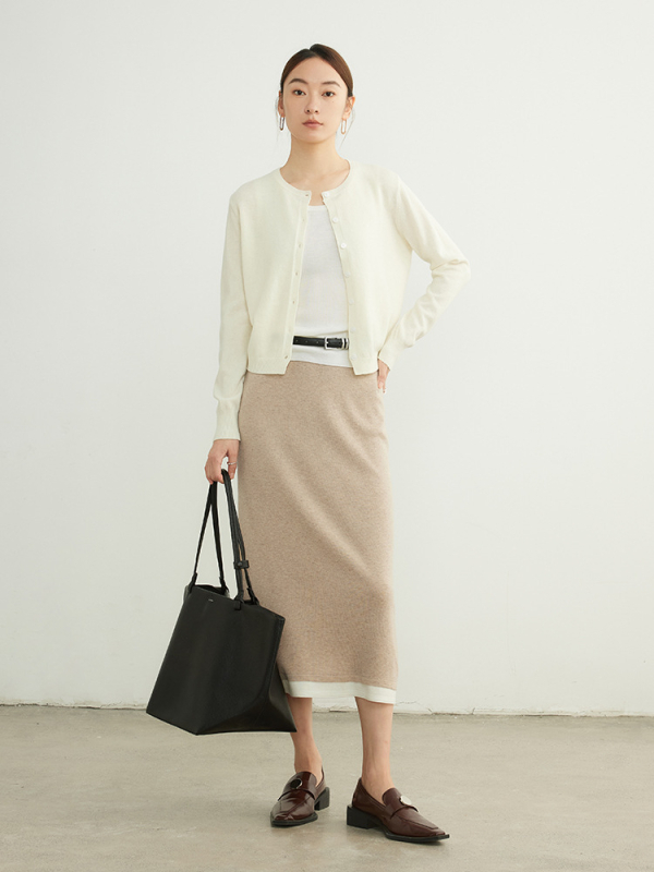 Cardigan din lână Merino, grosime medie, guler rotund, mâneci lungi, lungime 50–65 cm