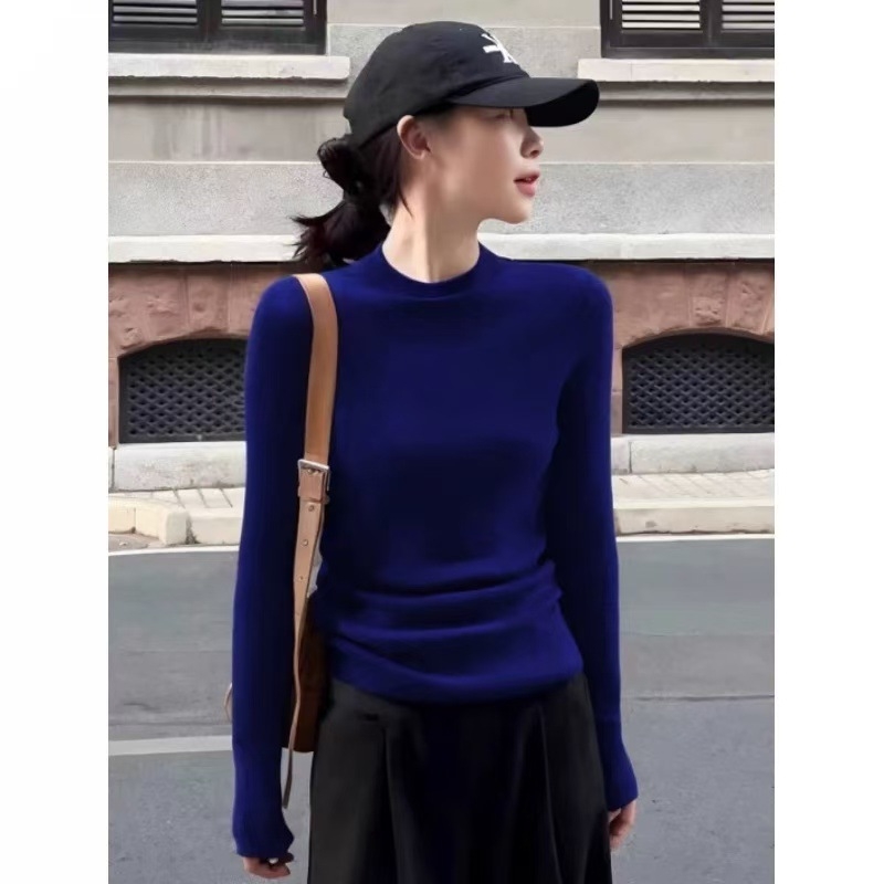 Ženski pulover od vunene smjese, uski kroj, polovično visok ovratnik, dugi rukavi, jesen 2024