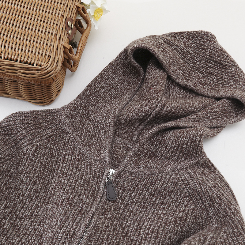 Cardigan lejer cu glugă din 100% lână, fir floral cu model valuri, tricot foarte gros pentru iarna 2025