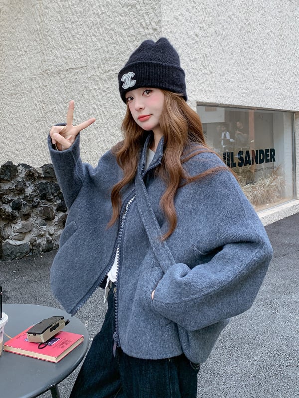 Palton damă din lână, dublu față, scurt, iarna 2025, senzație de lux, țesătură groasă, lână 70–80%, lână secundară sub 30%