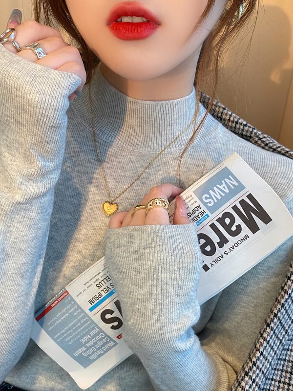 Pulover tricotat de damă din bumbac, half-turtleneck, mâneci lungi, croială scurtă ≤40 cm, conținut principal de țesătură 30–50%