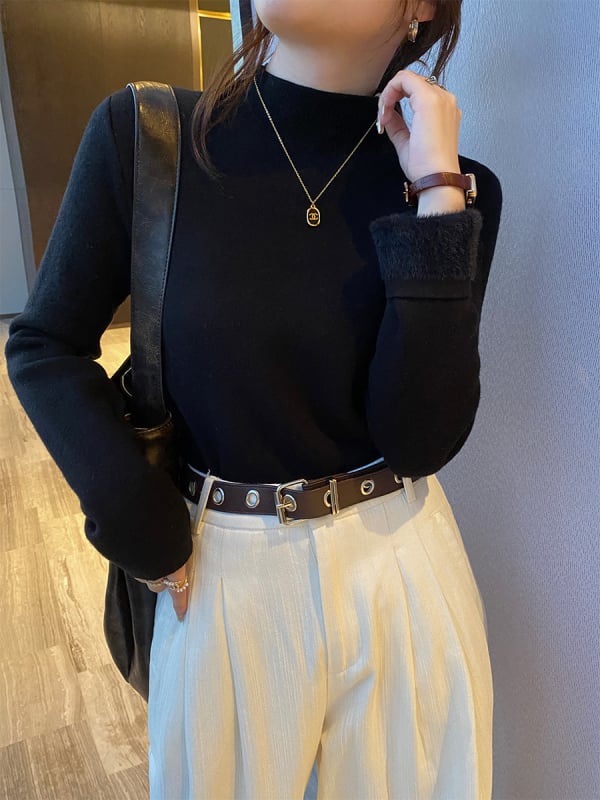 Pulover tricotat de damă din bumbac, half-turtleneck, mâneci lungi, croială scurtă ≤40 cm, conținut principal de țesătură 30–50%