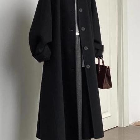 Palton damă din cașmir cu catifea dublă, lungime medie, guler polo, nasturi