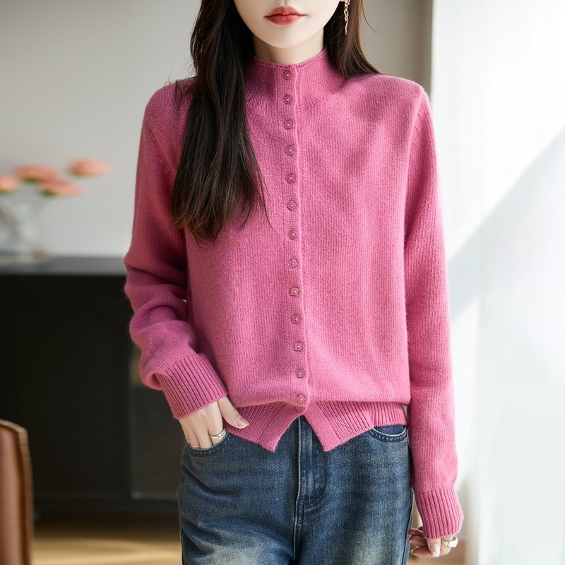 Cardigan tricotat pentru femei cu guler semi‑turtleneck, blană de raccoon cu fibre regenerabile de celuloză, gros, stil elegant de lucru