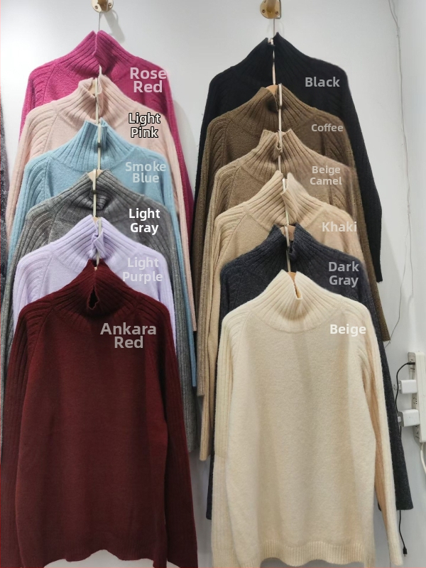 Kapucňový voľný sveter z bavlno-kašmírového zmiešaného materiálu s polyesterom a nylonom, raglánové rukávy, vysoký golier