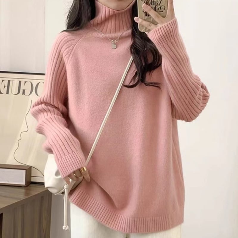 Pulover cu glugă, croială lejeră, amestec bumbac-cashmire cu poliester și nailon, mâneci raglan, guler înalt