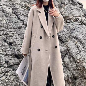 Ženski vuneni kaput, dugog kroja, dvostruko kopčanje, ovratnik u stilu sakoa, 95% vuna