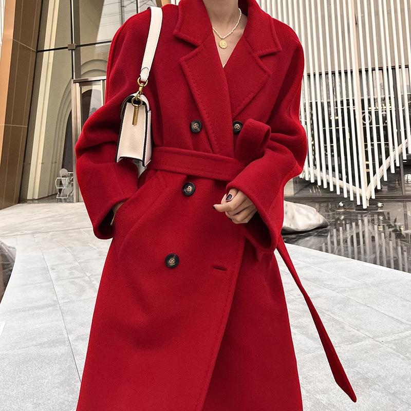 Ženski vuneni kaput, dugog kroja, dvostruko kopčanje, ovratnik u stilu sakoa, 95% vuna