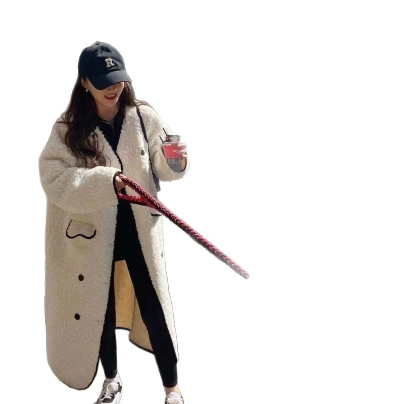 Dug kaput s dvostrukim kopčanjem, u korejskom stilu, širokog ravnog kroja, poliester 70-80%