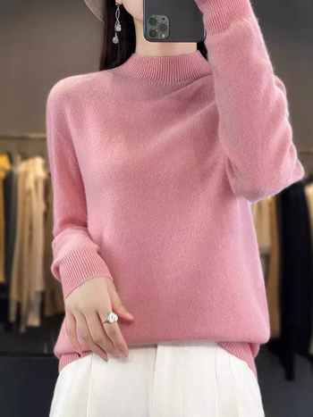 Vuneni džemper, široki kroj, poluturtleneck ovratnik, dugi rukavi, debeli materijal, 95%+ vuna