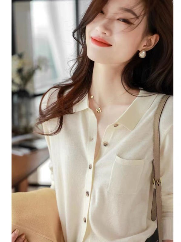 Ženski kardigan s polo ovratnikom, dugi rukavi, udoban kroj, vunena mješavina 50–70% i poliester <30%