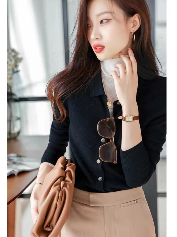 Ženski kardigan s polo ovratnikom, dugi rukavi, udoban kroj, vunena mješavina 50–70% i poliester <30%