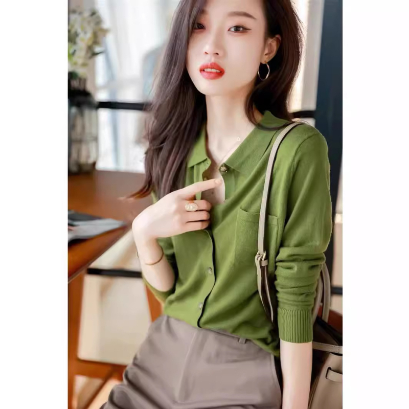 Ženski kardigan s polo ovratnikom, dugi rukavi, udoban kroj, vunena mješavina 50–70% i poliester <30%