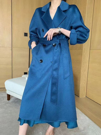 Ženski kaput od vune i kašmira, širokog kroja, srednje duljine, dvostruko kopčanje, ručno šiveno