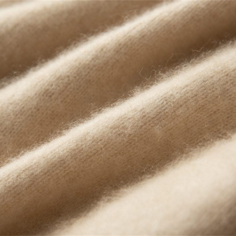 Ženski kašmir džemper — debela pletenina, dugi rukav, prav oblik, bez ovratnika, pulover stil, jesen 2024