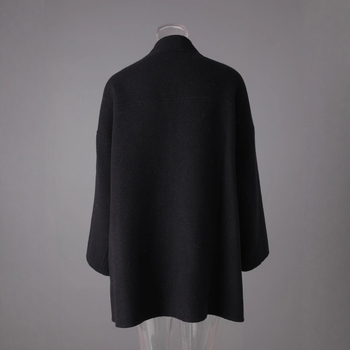 Dvojstranný vlnený kabát s golierom na šál, jar 2025, kašmír <30% / vlna 70-80%