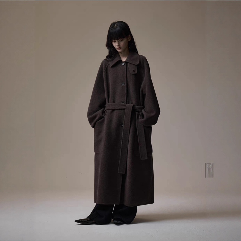 Palton de lână pentru femei, lung, cu guler înalt, închidere cu catarame pe un rând, conținut 95% lână, stil urban elegant