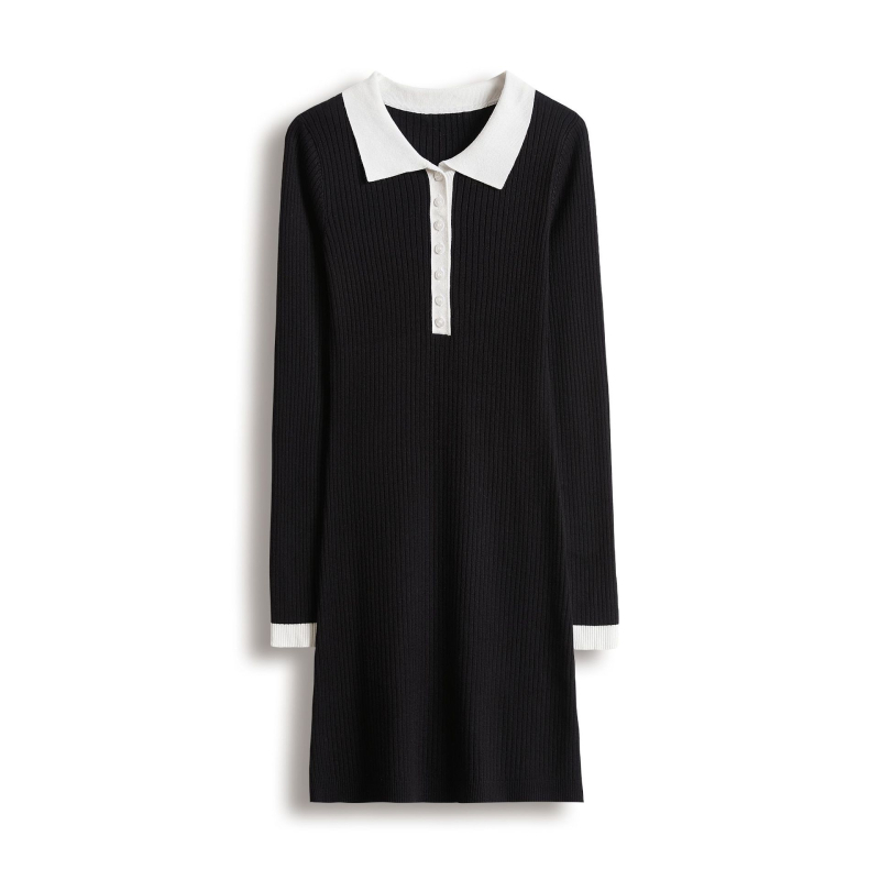 Kötött hosszú ujjú polo ruha gallérral, magas derékkal, csípő-siluettel, viszkóz anyag