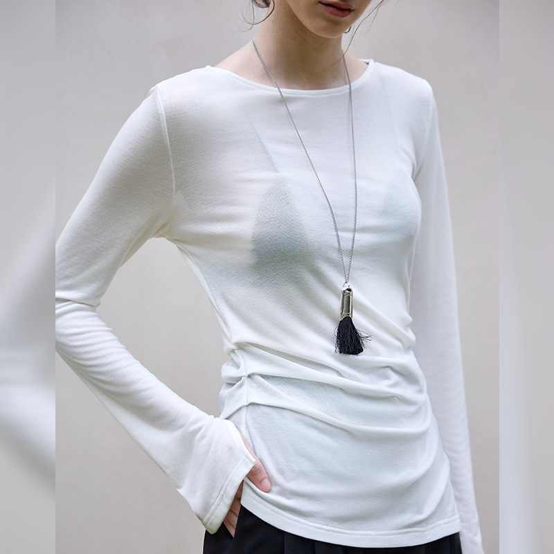 Ženski tanki pleteni top s dugim rukavima od mješavine Tencel-vuna, uska silueta, okrugli izrez, asimetričan rub