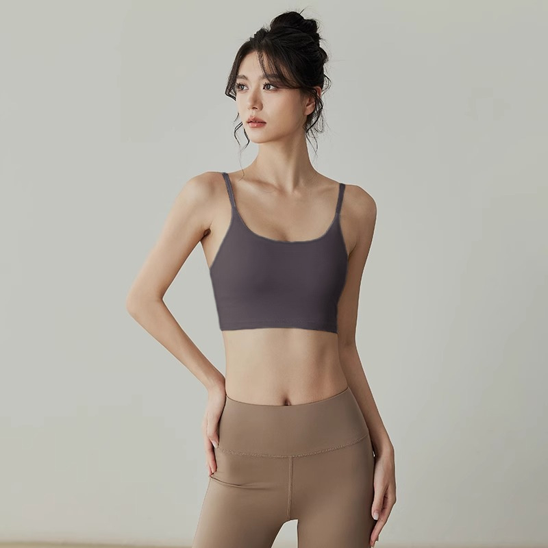 Ženski sportski grudnjak – udarna apsorpcija, Push-Up; košarica 3/4, srednje oblikovana košarica; fiksne dvostruke naramenice; glavni materijal: najlon 78% / podstava: spandeks 22%