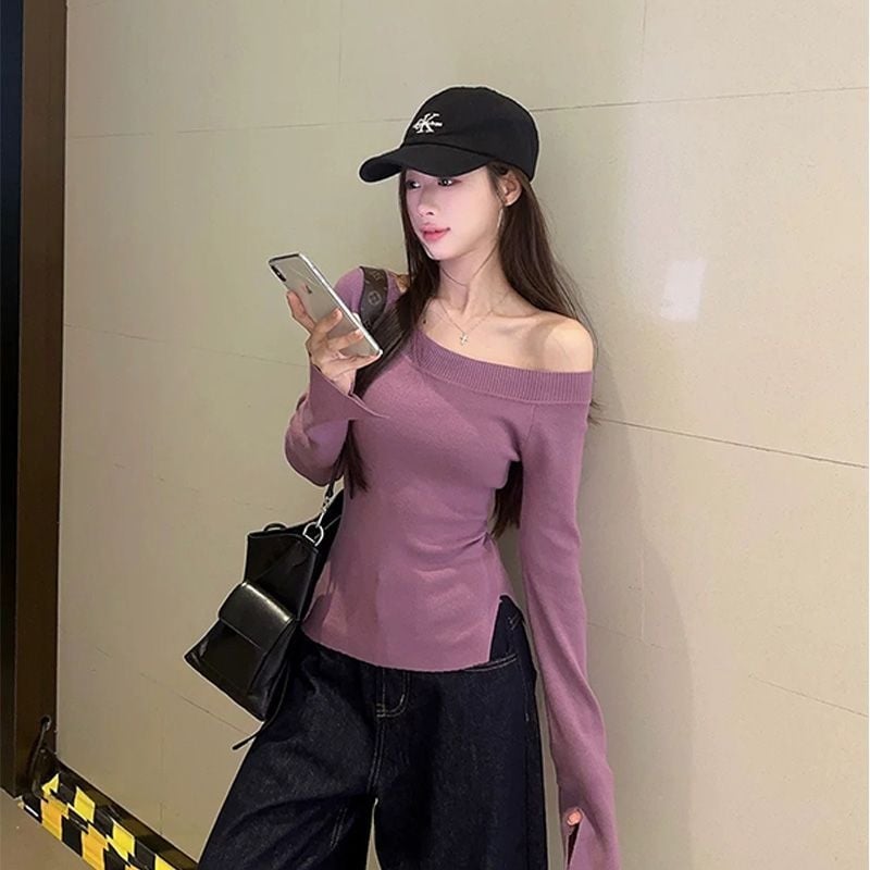 Pleteni pulover s šikim ovratnikom i otvorenim ramenima, dugi rukavi, viskozno vlakno, jednobojni uzorak, jesen 2024